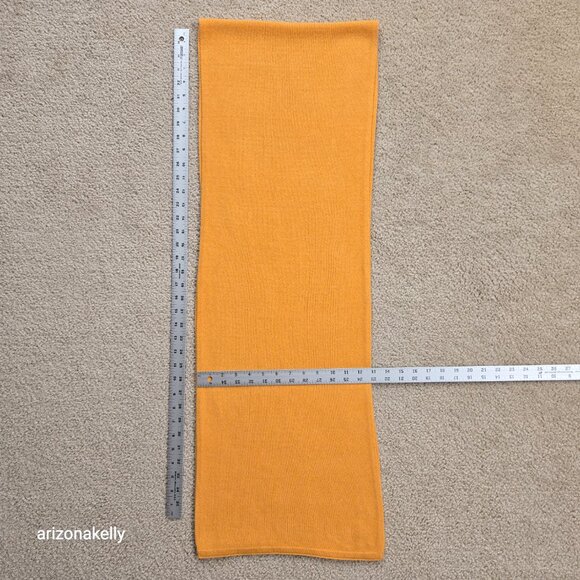 NWOT Everlane Cashmere Scarf Yellow Marigold - Picture 2 of 12